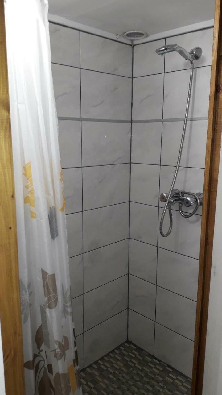 Hangulat Vendeghaz Apartmanok Oroshaza Exterior photo